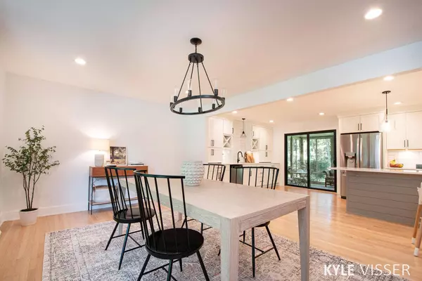 1505 Hillsboro SE Avenue, Grand Rapids, MI 49546