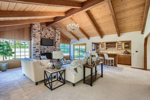 1232 Pleiades, Vista, CA 92084