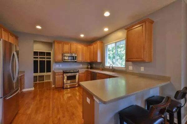 11636 Millbury DR, Fishers, IN 46037