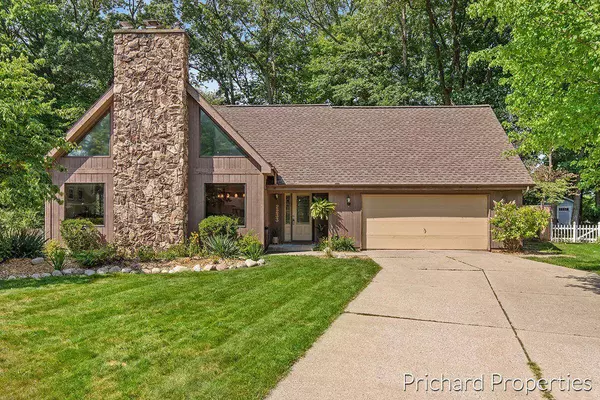 2233 Knickerbocker SW Street, Wyoming, MI 49519