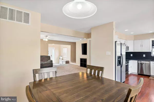 39 LINCOLN AVE, Blackwood, NJ 08012