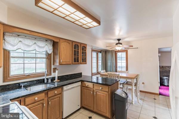 761 SUMTER LN, Mount Laurel, NJ 08054