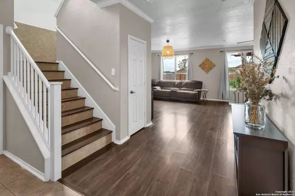 10909 Fox Crest, Live Oak, TX 78233