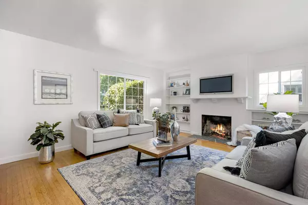 1300 Swanston DR, Sacramento, CA 95818