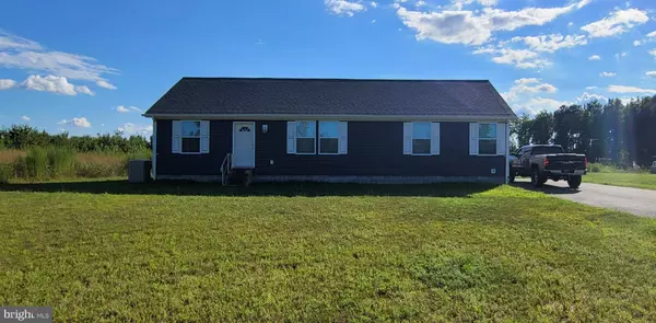 12750 HUNTERS COVE RD, Greenwood, DE 19950