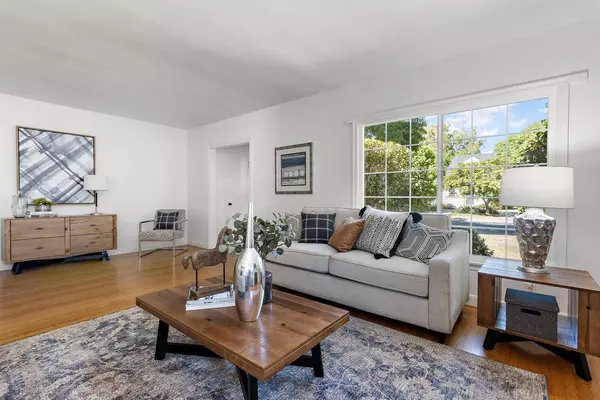 1300 Swanston DR, Sacramento, CA 95818