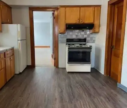 12855 Division Street, Blue Island, IL 60406