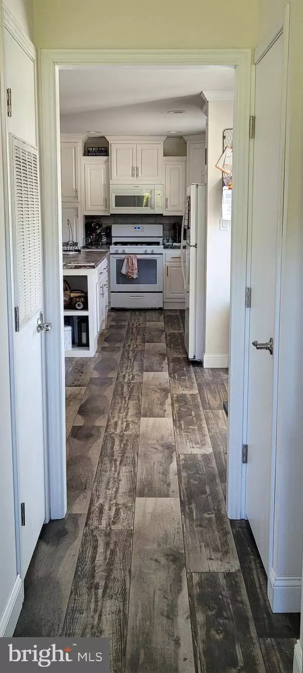 12750 HUNTERS COVE RD, Greenwood, DE 19950