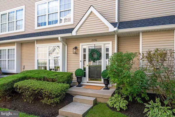 2201 DELANCEY WAY, Marlton, NJ 08053