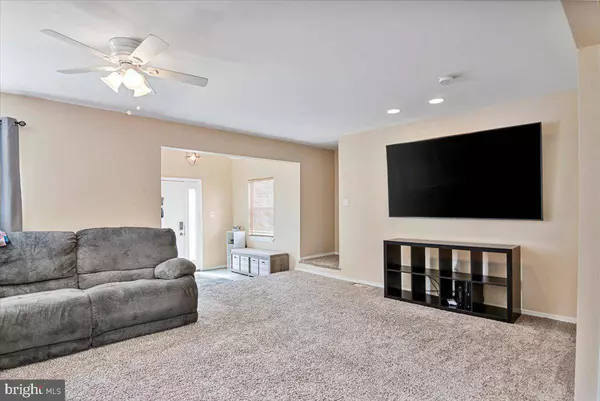 39 LINCOLN AVE, Blackwood, NJ 08012