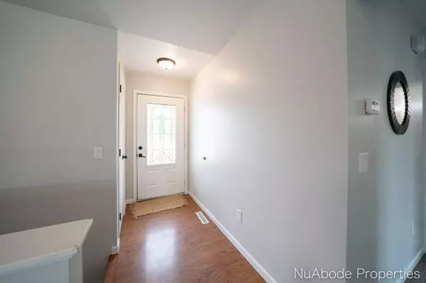 415 Tall Grass Drive, Cedar Springs, MI 49319