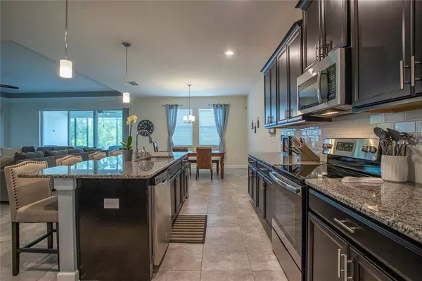 5822 ALENLON WAY, Mount Dora, FL 32757