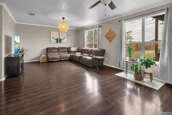 10909 Fox Crest, Live Oak, TX 78233