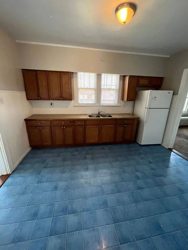 12855 Division Street, Blue Island, IL 60406