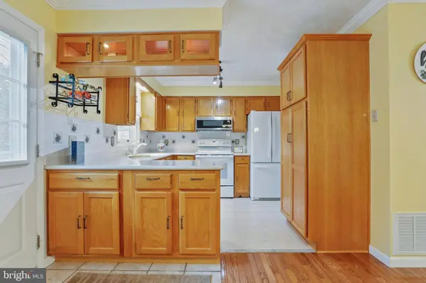 206 E 13TH AVE #C, Ranson, WV 25438