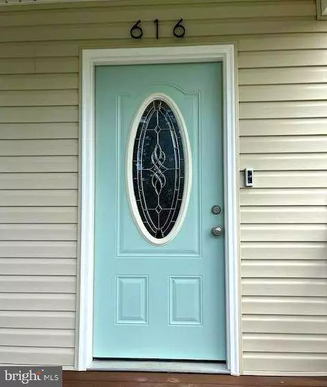 616 JENKINS LN, Strasburg, VA 22657