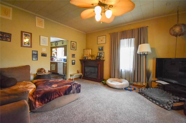 201 W 5th ST S, Mount Olive, IL 62069