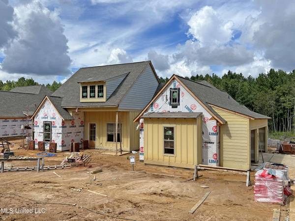 1614 Old Lake Road, Brandon, MS 39042
