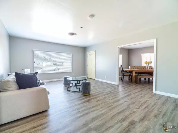 553 0 553 1/2 Orange Rd, Holtville, CA 92250