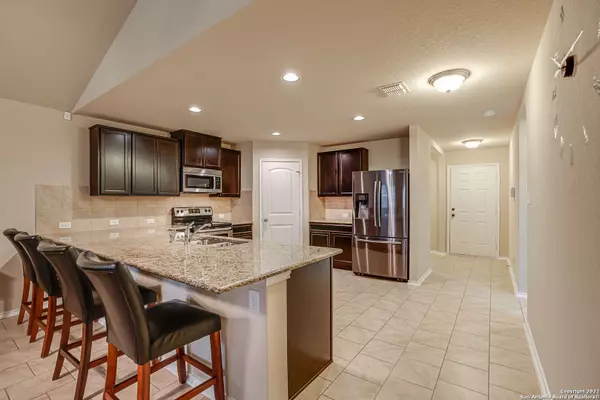 1721 LONDON BLUE, San Antonio, TX 78245-4742