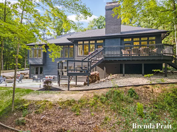 7700 Cary NE Street, Rockford, MI 49341