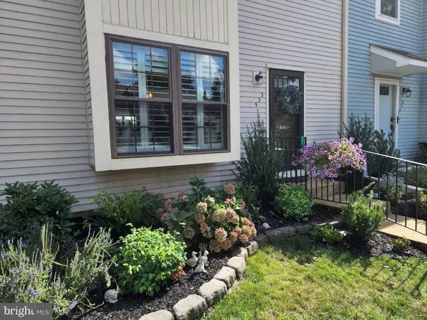 533 KINGS CROFT, Cherry Hill, NJ 08034