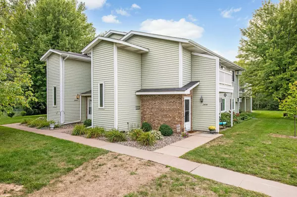 2474 Cobble Hill Alcove #C, Woodbury, MN 55125