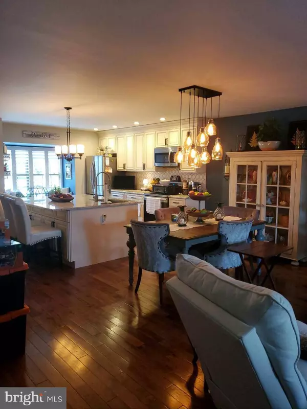 533 KINGS CROFT, Cherry Hill, NJ 08034