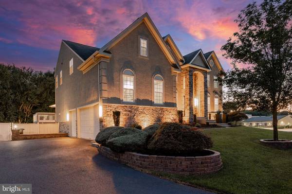 9 OLD HICKORY CT, Mount Laurel, NJ 08054