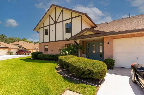 100 E OAK TERRACE DR #A4, Leesburg, FL 34748