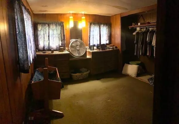 609 W Capaldo RD, Frontenac, KS 66763