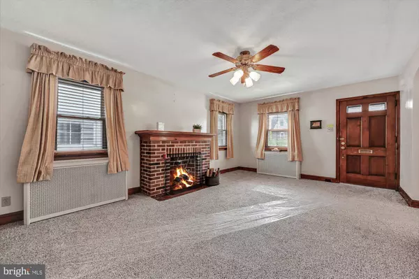 3856 BRISBAN ST, Harrisburg, PA 17111