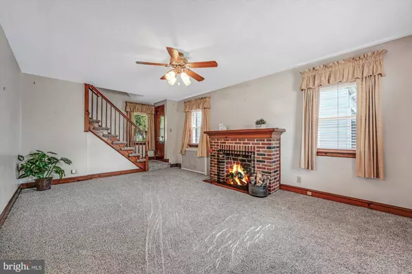 3856 BRISBAN ST, Harrisburg, PA 17111