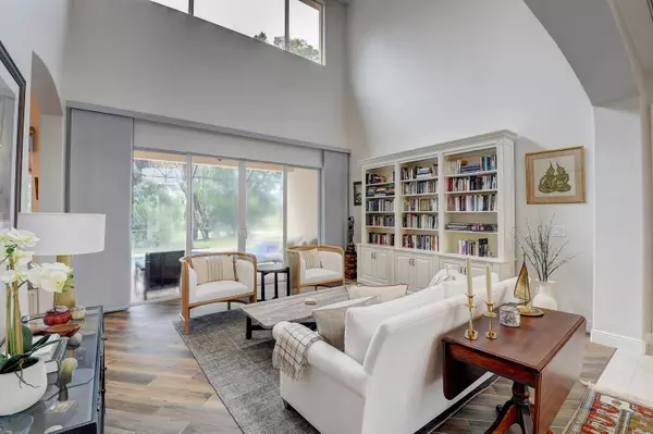 1821 Waldorf DR, Royal Palm Beach, FL 33411