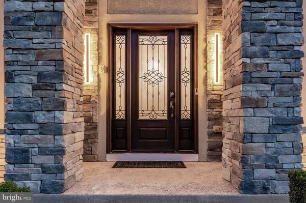 9 OLD HICKORY CT, Mount Laurel, NJ 08054