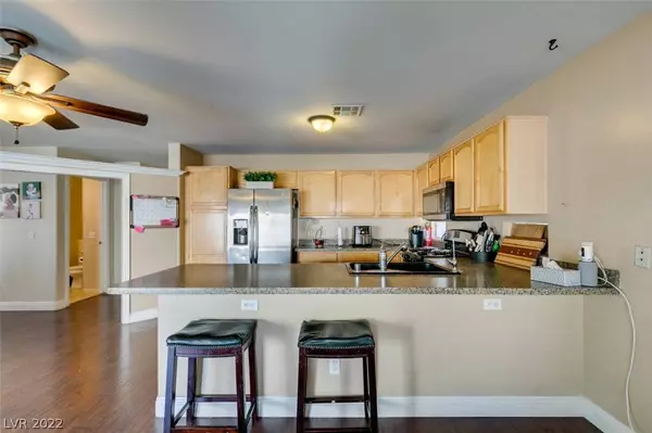 9465 Coral Berry Street, Las Vegas, NV 89123