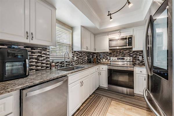 2460 HERON TER #E103, Clearwater, FL 33762