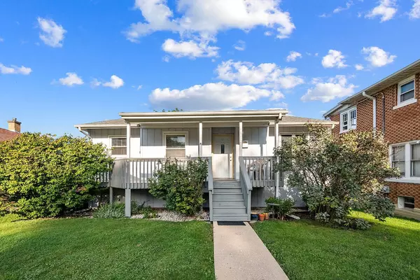 1912 N Hickory ST, Crest Hill, IL 60403