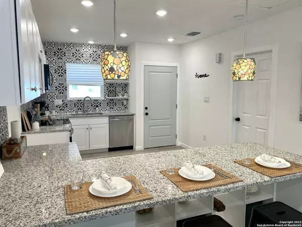 626 POLARIS ST, San Antonio, TX 78203-1746