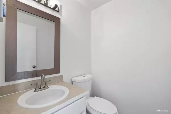 8017 207th Street Ct E, Spanaway, WA 98387