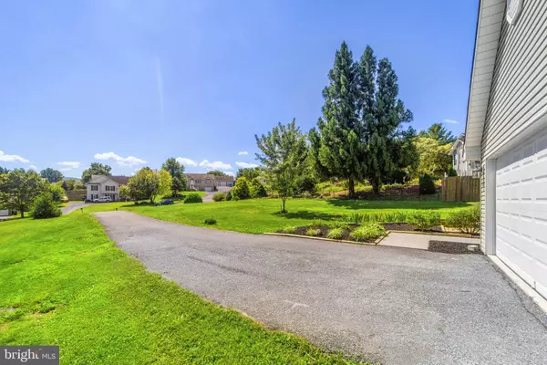 816 BURGESS CT, Woodstock, VA 22664