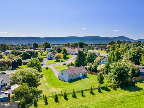 816 BURGESS CT, Woodstock, VA 22664