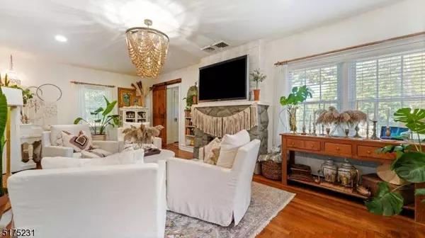 794 Uniontown Rd, Lopatcong Twp., NJ 08865