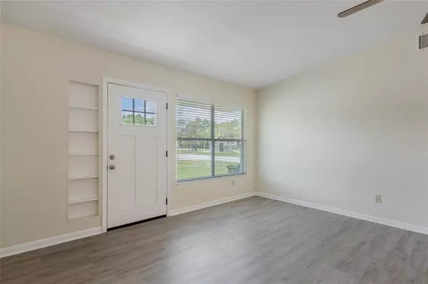 824 RADCLIFF ST, Deltona, FL 32725