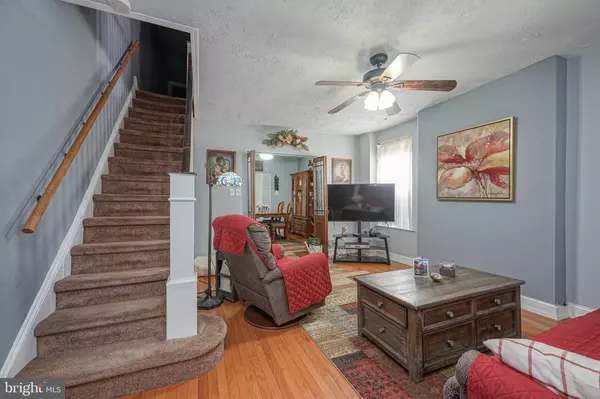 4531 DEVEREAUX ST, Philadelphia, PA 19135