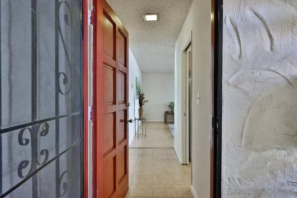 8641 Lake Murray Blvd #9, San Diego, CA 92119