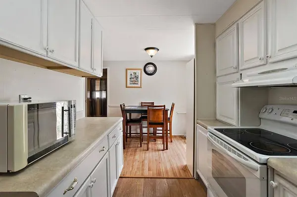 2741 VINDALE RD, Tavares, FL 32778