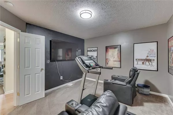 628 Hollow Pear DR, Indianapolis, IN 46217