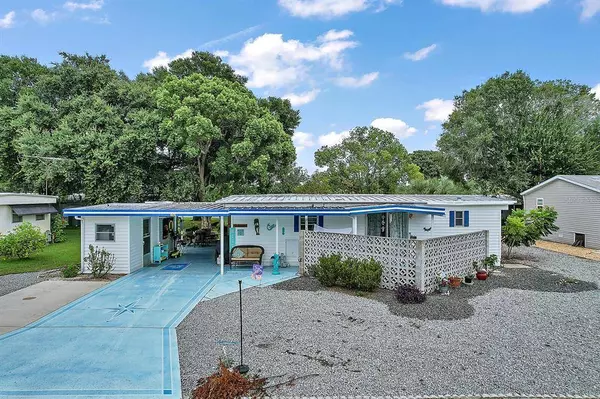 2741 VINDALE RD, Tavares, FL 32778