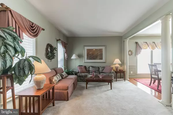 31 OLD MILL DR, Voorhees, NJ 08043